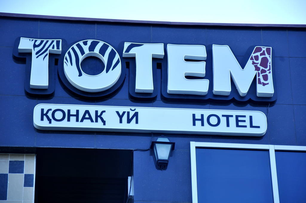 Totem Hotel Tsjimkent Eksteriør bilde